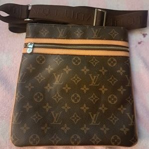 Louis Vuitton Monogram Pochette Bosphore Shoulder Cross Bag M40044